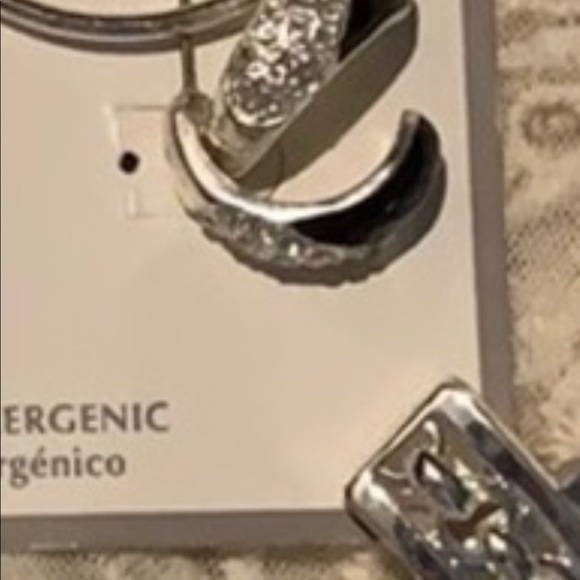 8 pair silver earrings WOW DEAL - Picture 6 of 7